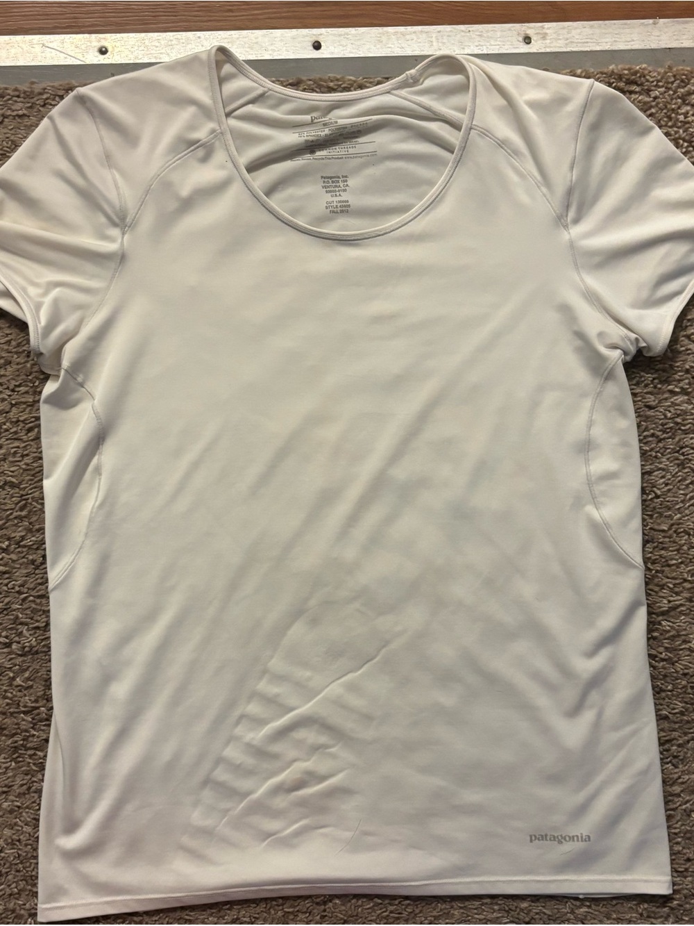 Patagonia Women’s Md White Short-Sleeve Active Tee Gently Used Condition